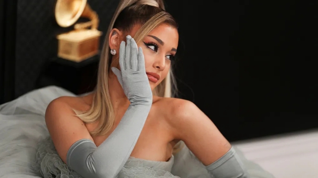 Ariana Grande ra mắt album mới vào tháng 3