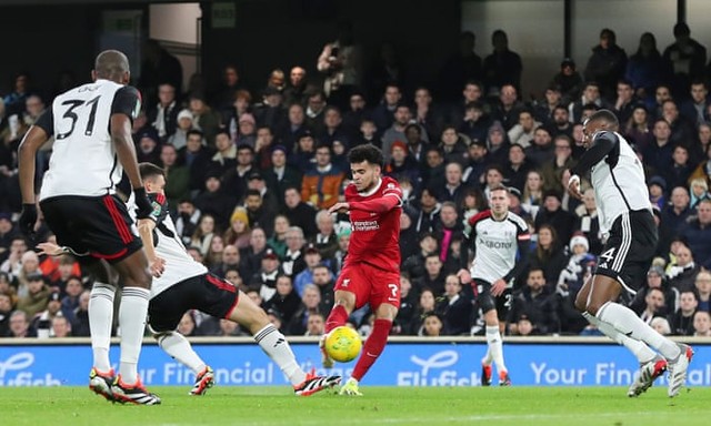 Luis Diaz tỏa sáng, Liverpool giành quyền vào chung kết Cúp Liên đoàn Anh - Ảnh 2.