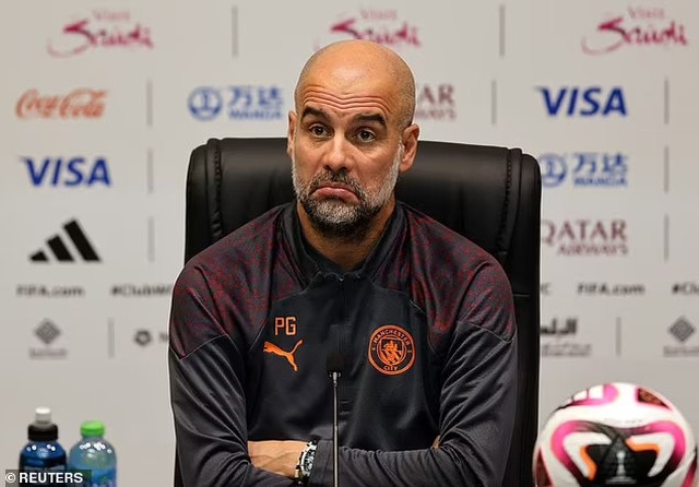 Pep Guardiola thách thức Omar Berrada xoay chuyển vận mệnh của MU - Ảnh 2.