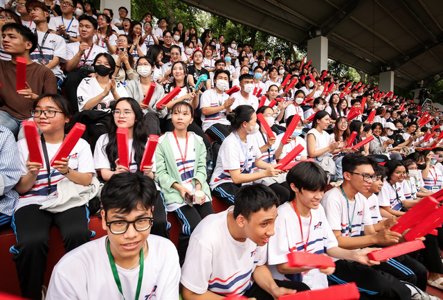 Tưng bừng khai hội bóng đá Thanh niên Sinh viên Việt Nam 2024  - Ảnh 3.