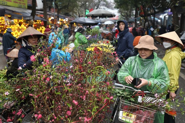 'Ông Công, ông Táo về Trời' - Tết đã gõ cửa từng nhà - Ảnh 9.