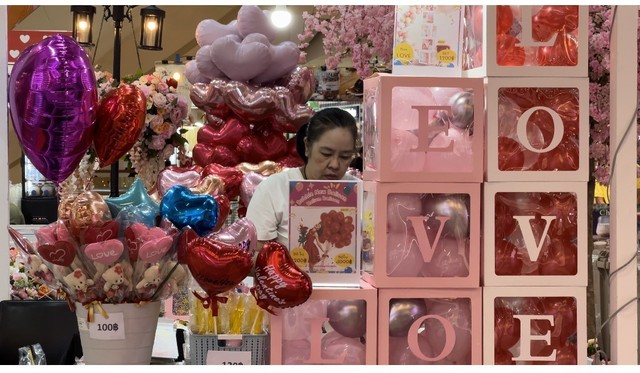 Người Thái Lan dự chi gần 70 triệu USD cho ngày Valentine - Ảnh 1.