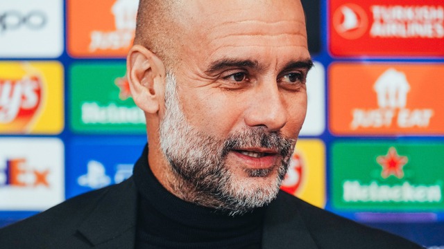 Pep Guardiola cảm ơn cựu ngôi sao MU vì chê Man City nhàm chán