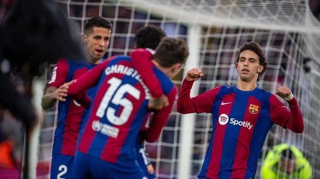 Barcelona có một thế giới khác ngoài tiki-taka