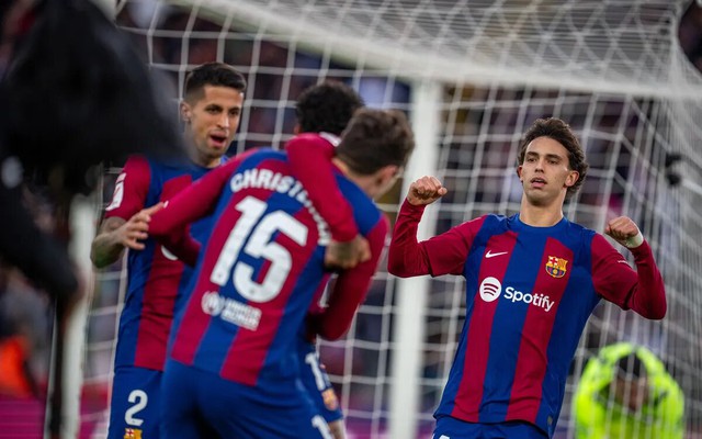 Barcelona: Có một thế giới khác ngoài tiki-taka - Ảnh 1.