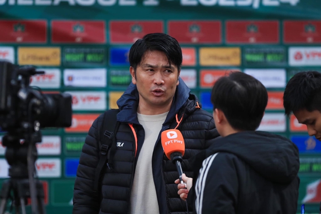 HLV Nhật Bản: Cầu thủ Việt Nam có thể đá ở J-League, nhưng với một số điều kiện - Ảnh 2.