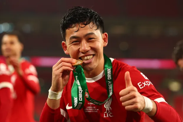 Wataru Endo là món hời của Liverpool, vượt trội hơn hẳn cặp tiền vệ giá 220 triệu bảng của Chelsea - Ảnh 2.