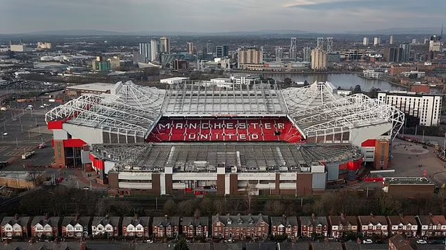 Sir Jim Ratcliffe muốn biến 'thánh địa' của MU trở thành 'Wembley của phía Bắc'