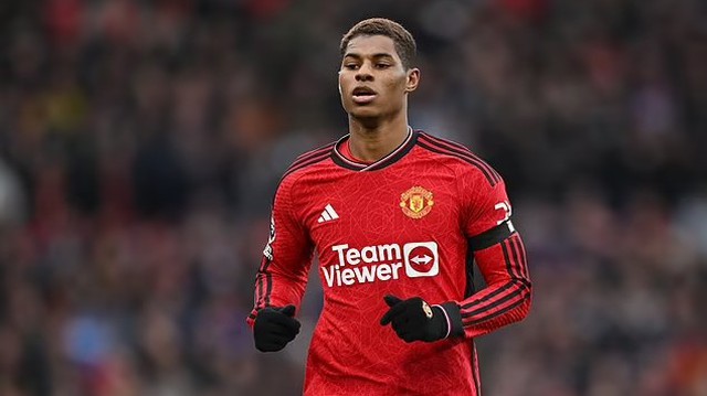 Cựu sao MU khuyên Ten Hag lái xe đến nhà Rashford để giải quyết vấn đề nội bộ