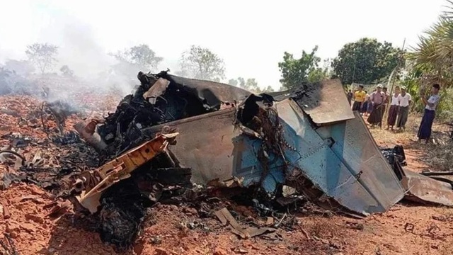 Rơi máy bay quân sự ở Myanmar do lỗi kỹ thuật