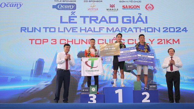 Nhà vô địch SEA Games Hoàng Nguyên Thanh vô địch Run To Live 2024