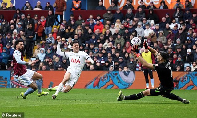 Son Heung Min rực sáng, Tottenham bắn sập Villa Park, bỏ xa MU trong cuộc đua Top 4 - Ảnh 3.