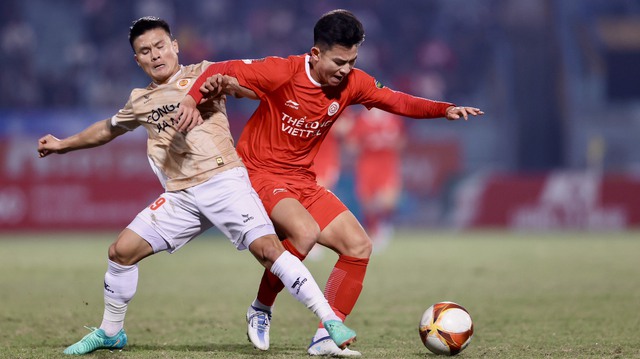 CAHN đã thua dưới thời HLV Kiatisuk, chức vô địch V-League khó đoán