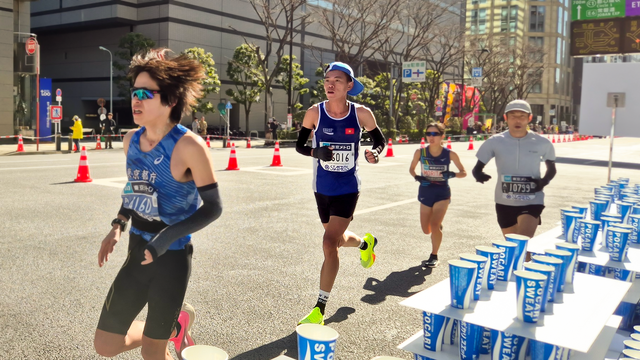 Tokyo Marathon 2024: Hứa Thuận Long lập thành tích mới với sự đồng hành của Pocari Việt Nam - Ảnh 3.