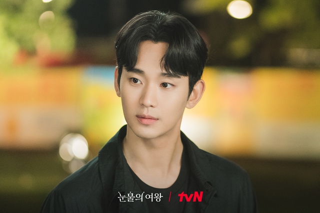 Tập 6 'Queen Of Tears': Kim Soo Hyun và Kim Ji Won tận hưởng tuần trăng mật thứ hai - Ảnh 7.