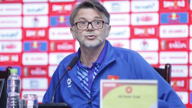 HLV Troussier: ‘Mục tiêu là một chuyện, kết quả còn đến từ quyết tâm của cầu thủ’