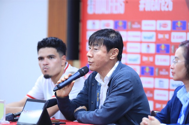 HLV Shin Tae Yong không nghĩ đội tuyển Việt Nam yếu - Ảnh 2.