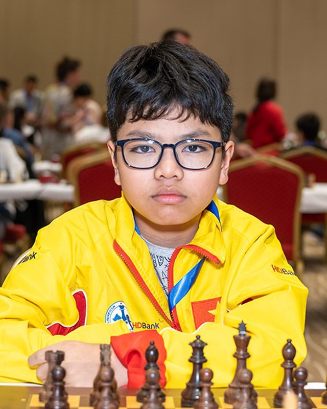 Kỳ thủ nhí Việt Nam 2 lần vô địch thế giới, thắng 3 ván trước ‘Vua cờ tốc độ’, được kỳ vọng tiếp bước Lê Quang Liêm - Ảnh 2.
