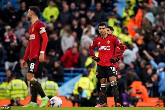 Roy Keane: 'Man City đùa giỡn MU như đang trên võ đài quyền anh' - Ảnh 2.