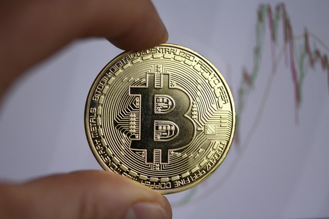 Bitcoin vượt ngưỡng 68.000 USD, tiến sát mốc cao kỷ lục - Xác lập kỷ lục tại Hàn Quốc - Ảnh 1.