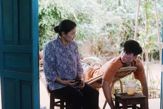 Phim của đạo diễn Phan Đăng Di hội ngộ dàn sao: Từ 'ông chú quốc dân' Quang Đại đến 'nam thần màn ảnh' Lãnh Thanh - Ảnh 4.