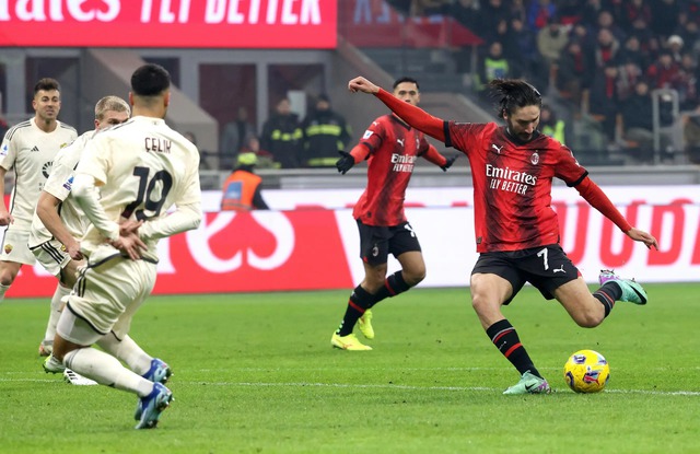 AC Milan vs AS Roma: Những con sóng dữ ở San Siro - Ảnh 2.