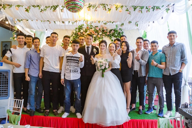 Mầu Tiến Thắng và Quỳnh Chi làm đám cưới hồi tháng 9/2020