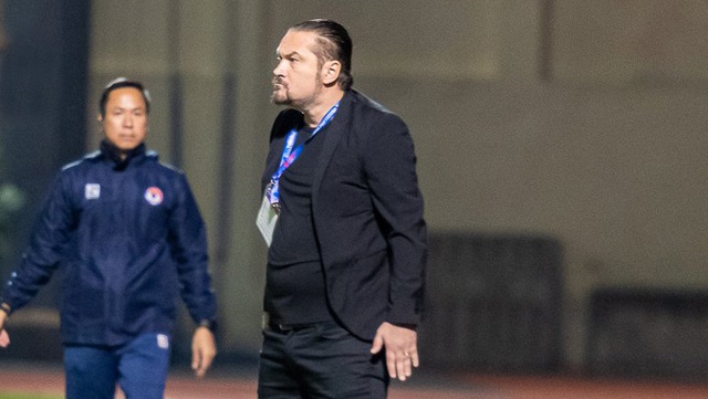 ポポフ監督は2023/2024シーズン後にタインホア監督を退任する可能性を残した