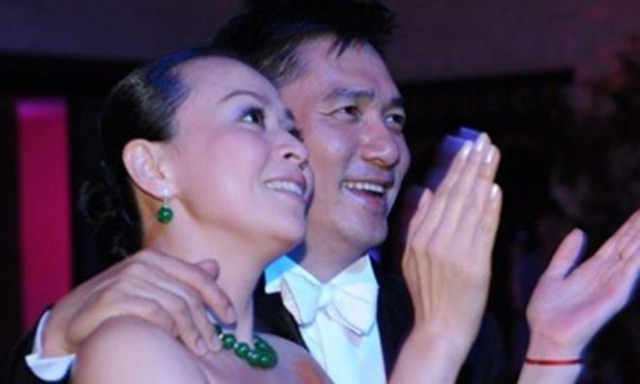 Lương Triều Vỹ lập kỷ lục tại giải Kim Tượng, ca ngợi vợ hết lời - Ảnh 2.