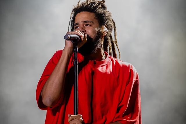 J. Cole ra mắt ở vị trí á quân trên Billboard 200 - Ảnh 1.