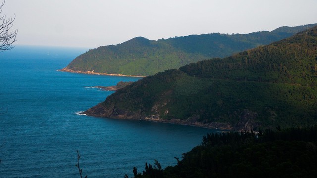 Phát triển du lịch an toàn, bền vững trên đèo Hải Vân