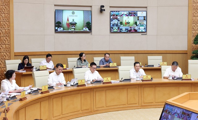 Thủ tướng Phạm Minh Chính: Phấn đấu năm 2024 đạt mục tiêu tăng trưởng 6,5% - Ảnh 3.