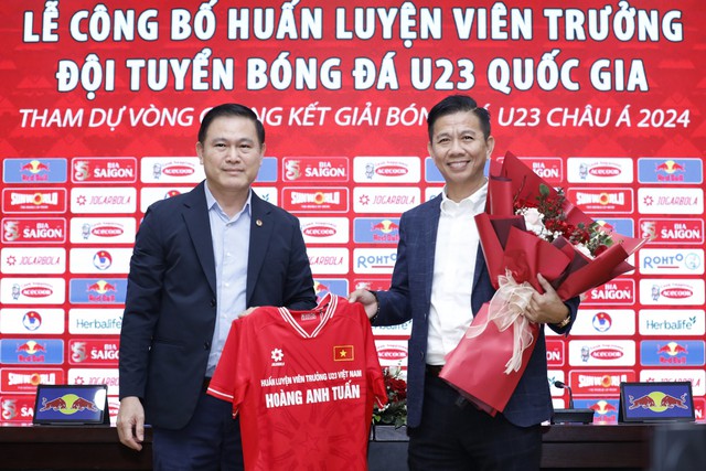HLV Hoàng Anh Tuấn nói điều bất ngờ khi được công bố dẫn dắt U23 Việt Nam - Ảnh 2.