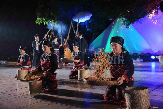 Khai mạc 'Ngày hội văn hóa du lịch Sa Pa tại Hà Nội' - Ảnh 8.