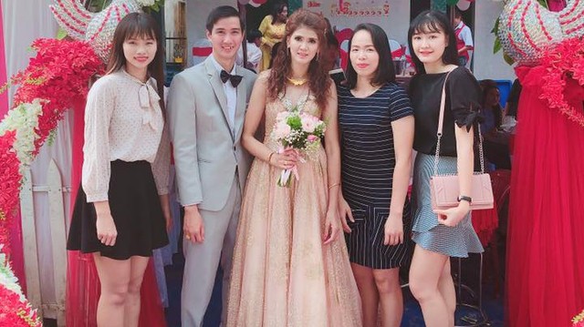 Ngôi sao 2 lần vô địch bóng chuyền nữ Việt Nam kết hôn với phụ công bằng tuổi sau hơn 1 thập kỷ yêu nhau