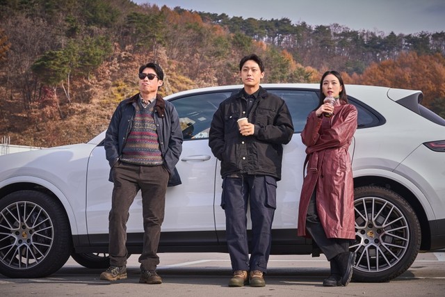 Điện ảnh Hàn Quốc đạt doanh thu kỷ lục nhờ thành công của 'bom tấn' Exhuma - Ảnh 1.