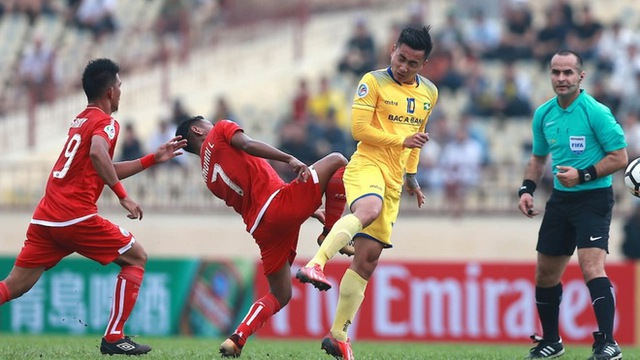 Video bàn thắng và highlights SLNA 0-1 S.Khánh Hòa