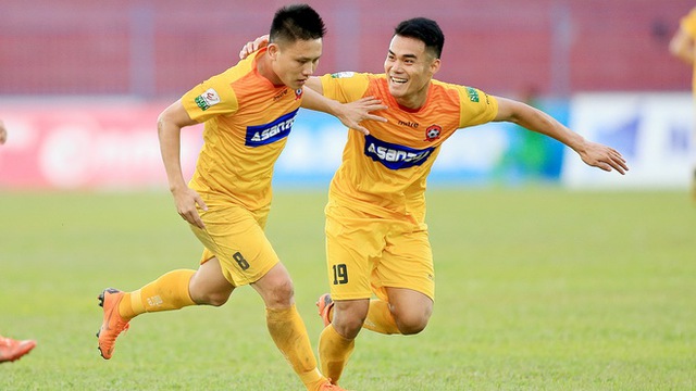 Vòng 16 V-League 2018: Hấp dẫn cuộc đua chạy trốn ‘đáy bảng’