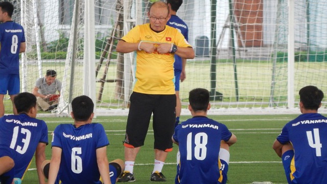 HLV Park Hang Seo: 'U23 Việt Nam sẽ đá 3-4-3, quyết thắng Pakistan'