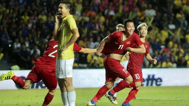 HLV Park Hang Seo chốt danh sách đấu Thái Lan với nhiều bất ngờ