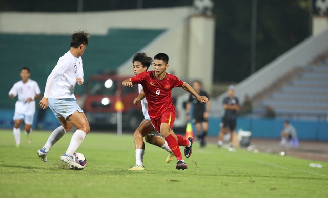 HLV Nguyễn Quốc Tuấn: ‘U17 Việt Nam có lợi thế khi đấu với U17 Thái Lan’