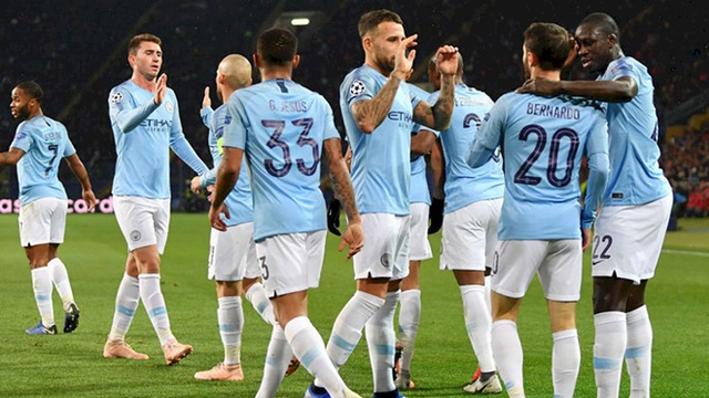 VIDEO Schalke 2-3 Man City: Thiếu người, Man City vẫn thắng ngoạn mục