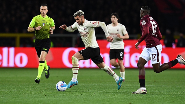 Torino 0-0 AC Milan: Milan nguy cơ bị Inter vượt mặt