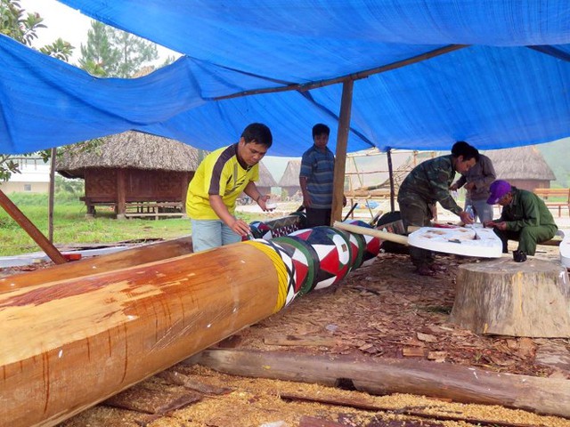 Quảng Nam dựng cây Nêu các dân tộc Việt Nam
