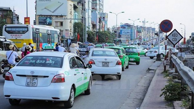 Hà Nội cấm taxi hoạt động ở hàng loạt tuyến phố nội thành