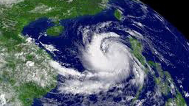 Vùng áp thấp mạnh lên thành áp thấp nhiệt đới tiến vào Biển Đông