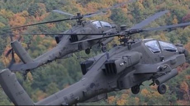 Hàn Quốc tập trận bắn tên lửa không đối đất Hellfire từ trực thăng Apache