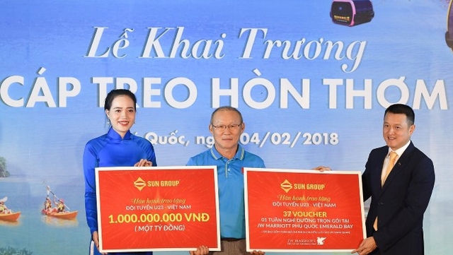 HLV Park Hang Seo tham dự lễ khai trương cáp treo Hòn Thơm