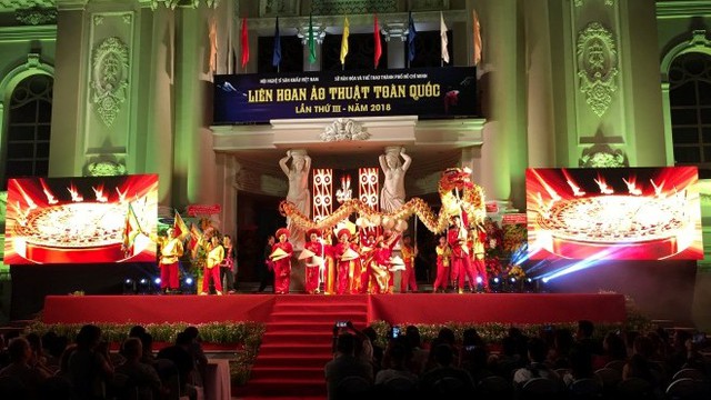 Liên hoan Ảo thuật toàn quốc: 'Ra đường' phục vụ khán giả