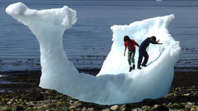 Băng ở Nam Cực đang tan nhanh hơn so với dự báo khoa học